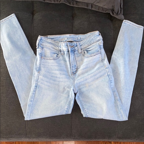 American Eagle Light Blue Denim Jeans - Picture 1 of 9